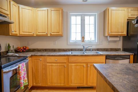 163 North St, Erving, MA 01344 photo 8