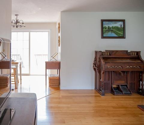 163 North St, Erving, MA 01344 photo 4