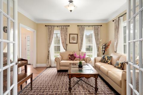 11 Shadow Ln, Wellesley, MA 02482 photo 2