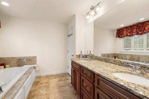 11 Shadow Ln, Wellesley, MA 02482 photo 20