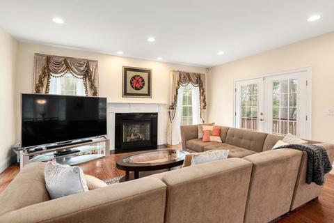 11 Shadow Ln, Wellesley, MA 02482 photo 6