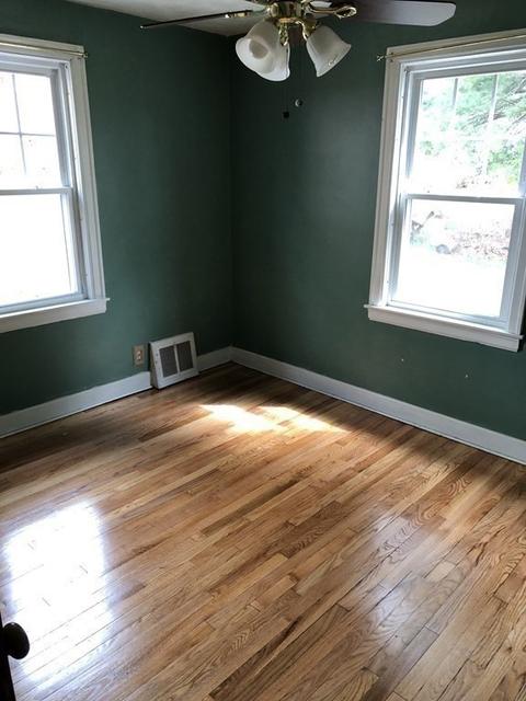 1296 Sumner Ave, Springfield, MA 01118 photo 15