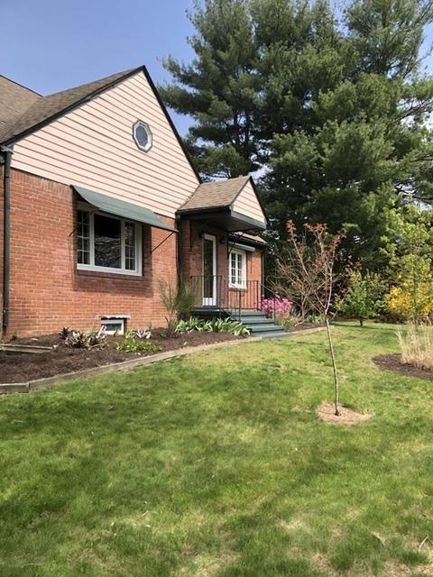 1296 Sumner Ave, Springfield, MA 01118 photo 3