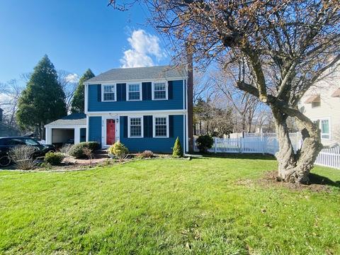379 Cedar St, Dedham, MA 02026 photo 1
