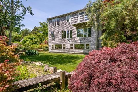 387 East St, Hingham, MA 02043 photo 2