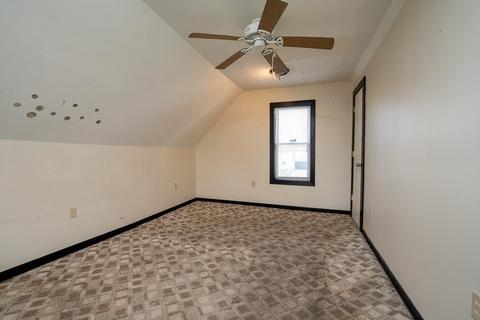 653 Carew St, Springfield, MA 01104 photo 14