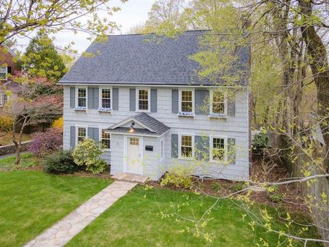 23 Beechmont St, Worcester, MA 01609 photo 4