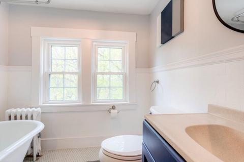 23 Beechmont St, Worcester, MA 01609 photo 28