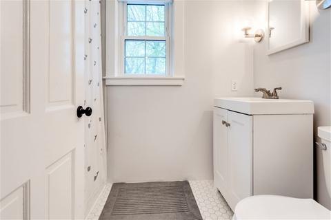 23 Beechmont St, Worcester, MA 01609 photo 22