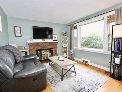 44 Bristol St, Worcester, MA 01606 photo 2