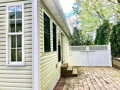 264 E Main St, Chicopee, MA 01020 photo 7