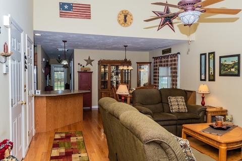 1 Concord Ct #B, Webster, MA 01570 photo 14