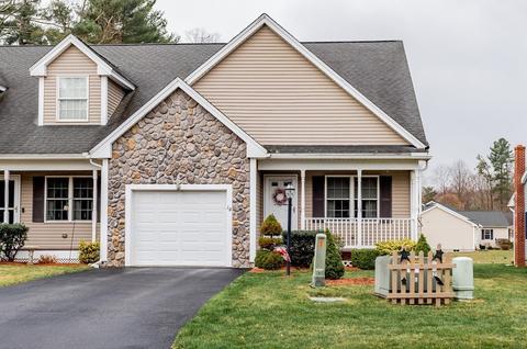 1 Concord Ct #B, Webster, MA 01570 photo 2