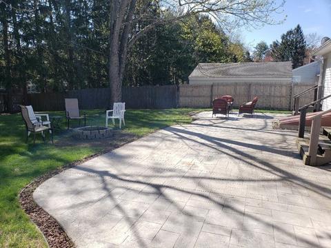 126 Bulat Dr, Springfield, MA 01129 photo 22