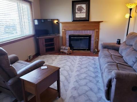 126 Bulat Dr, Springfield, MA 01129 photo 9