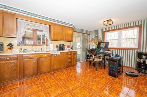 10 Hugo Ter, Webster, MA 01570 photo 8