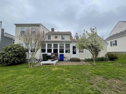 131 Valentine St, Fall River, MA 02720 photo 3