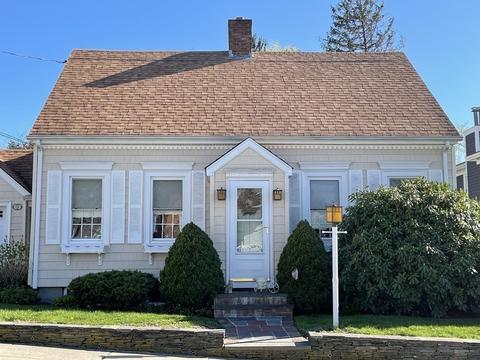 131 Valentine St, Fall River, MA 02720 photo 2