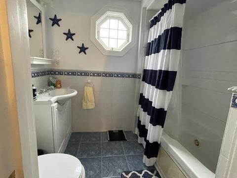 131 Valentine St, Fall River, MA 02720 photo 16