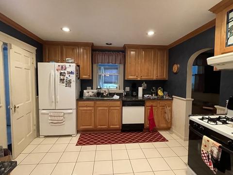 131 Valentine St, Fall River, MA 02720 photo 7