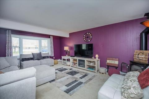 33 Coolidge Rd, Danvers, MA 01923 photo 13