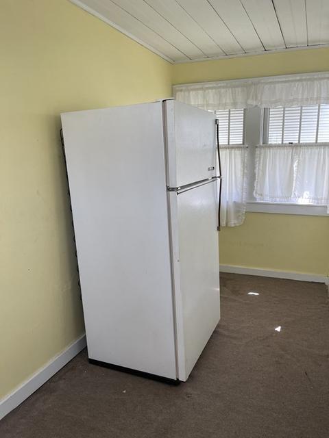 28 Cole St, Springfield, MA 01119 photo 2