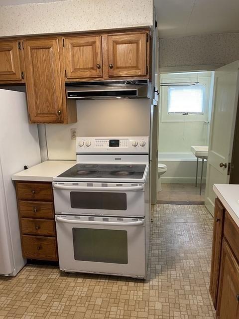 28 Cole St, Springfield, MA 01119 photo 11
