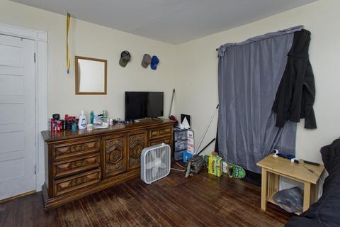 64 Westford Ave, Springfield, MA 01109 photo 23