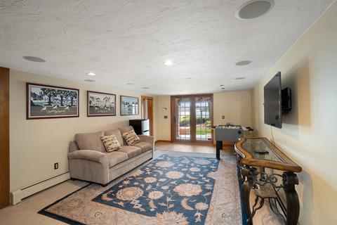 37 Taft Ave, Mendon, MA 01756 photo 25