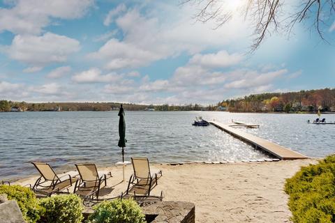 37 Taft Ave, Mendon, MA 01756 photo 3