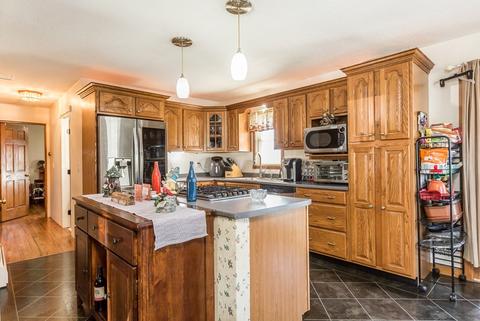 187 Kempton St, Fall River, MA 02724 photo 7