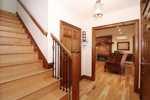 5 Jonathan Ln, Townsend, MA 01474 photo 3