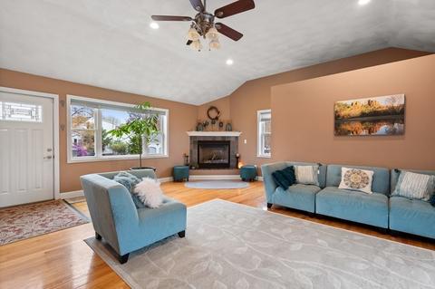 19 Prince Pl, Danvers, MA 01923 photo 6