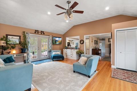 19 Prince Pl, Danvers, MA 01923 photo 7