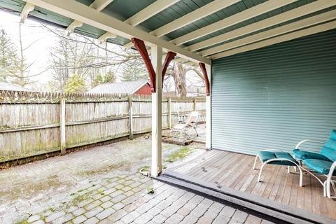 360 Maple St, Springfield, MA 01105 photo 34