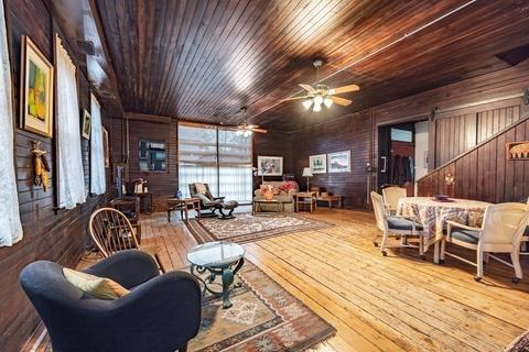 360 Maple St, Springfield, MA 01105 photo 7