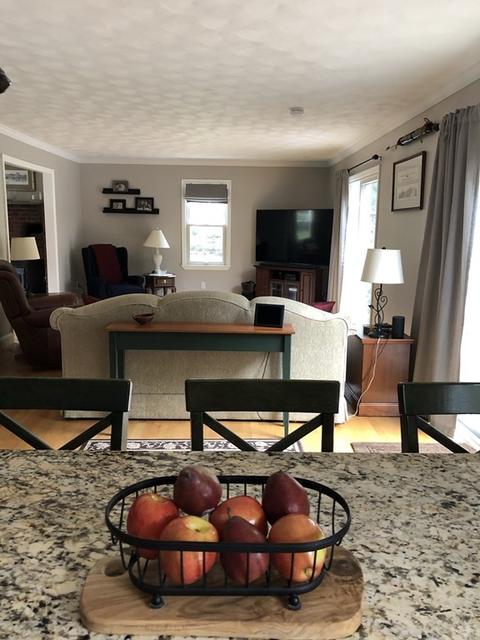 7 Arrow Ln, Acushnet, MA 02743 photo 9