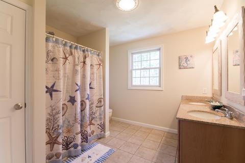 88 Old Farm Ln, Fall River, MA 02720 photo 24