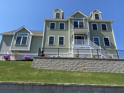 19 Overlook Dr, Danvers, MA 01923 photo 2