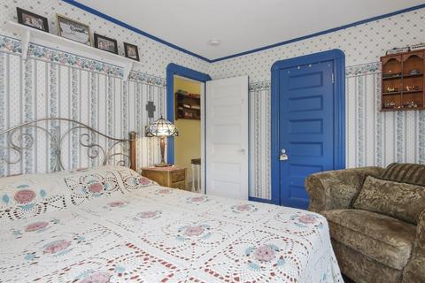 16 Riverview St, Springfield, MA 01108 photo 20