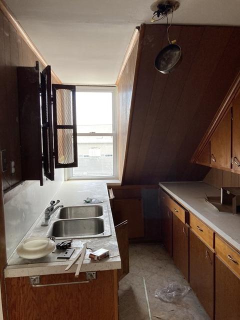 263 E Main St, Fall River, MA 02724 photo 23