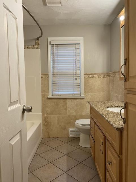 2105 Page Blvd, Springfield, MA 01151 photo 6