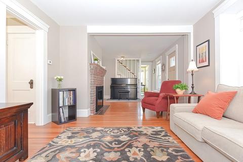 76 Maple St, Framingham, MA 01702 photo 8