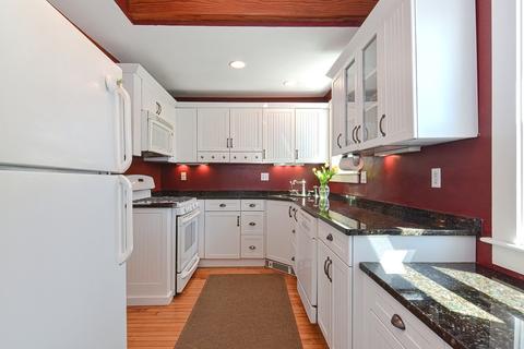 76 Maple St, Framingham, MA 01702 photo 19