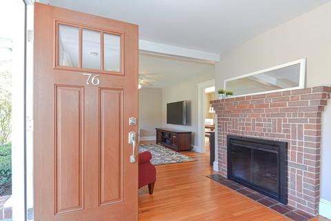 76 Maple St, Framingham, MA 01702 photo 5