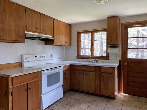 49 Mountain Rd, Erving, MA 01344 photo 4