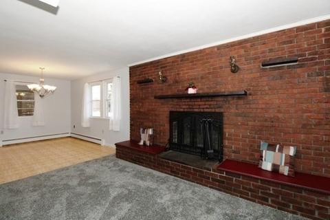 2 Pleasant View Dr, Canton, MA 02021 photo 9