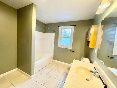 13 Ruskin St, Springfield, MA 01108 photo 15