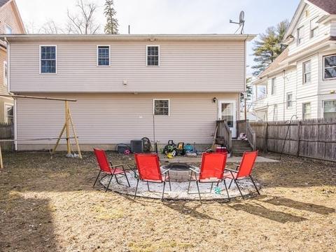 13 Ruskin St, Springfield, MA 01108 photo 8