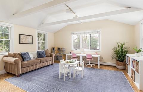 77 Centre Ln, Milton, MA 02186 photo 13